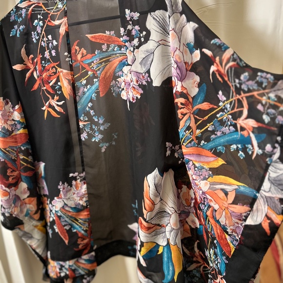 Maurice's Floral Kimona Open Sheer Top - Picture 2 of 3